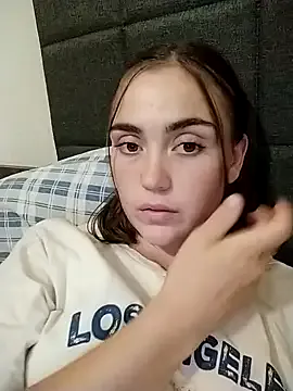 burnletitallburn – webcam model profile photo Image 5