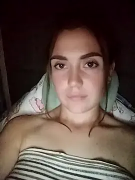 burnletitallburn – webcam model profile photo Image 9