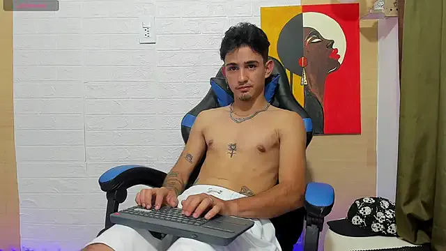 nextboywell1's Thumb Image