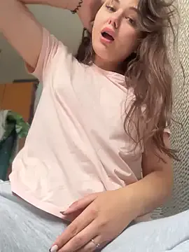 mistiva – webcam model profile photo Image 12