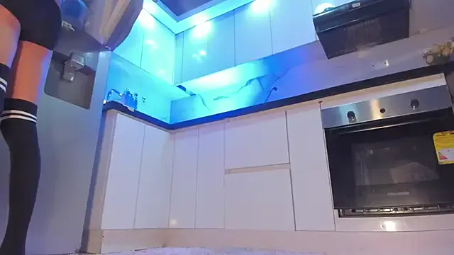 bisexualmilf – webcam model profile photo Image 7