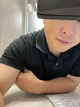 GFBOYS-111 – webcam model profile photo Image 11