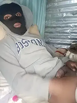 kai101010 – webcam model profile photo Image 2