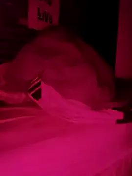 kai101010 – webcam model profile photo Image 5