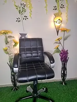 nina_ponse – webcam model profile photo Image 5