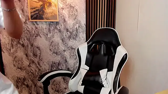 allegraschroeter – webcam model profile photo Image 16