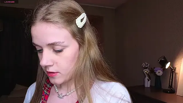 dears_pearlss – webcam model profile photo Image 8