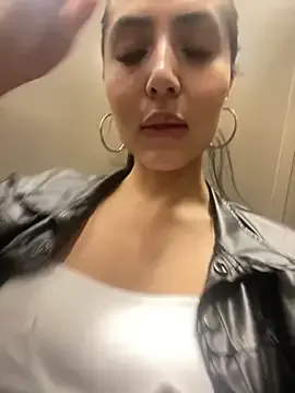 oh_nina Image 19
