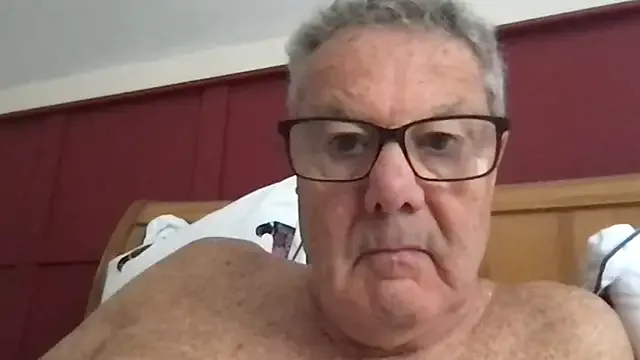 trainwithme – webcam model profile photo Image 19