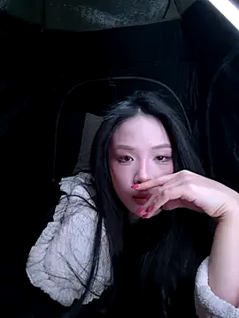 MaryShuui – webcam model profile photo Image 5