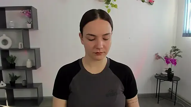 OliviaMontgomery Image 3