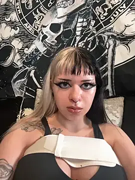 nataliecroft – webcam model profile photo Image 19