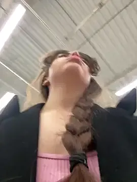 PabloArena – webcam model profile photo Image 14