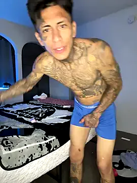 kai101010 – webcam model profile photo Image 4