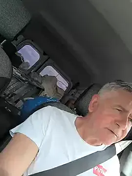 PabloArena – webcam model profile photo Image 3