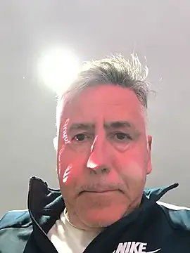 PabloArena – webcam model profile photo Image 4