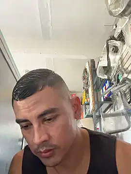 KingBlack25cm – webcam model profile photo Image 4