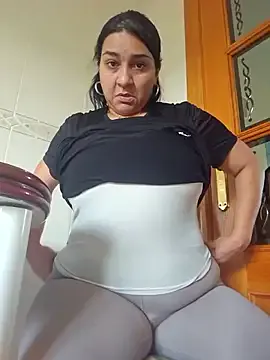 dears_pearlss – webcam model profile photo Image 2