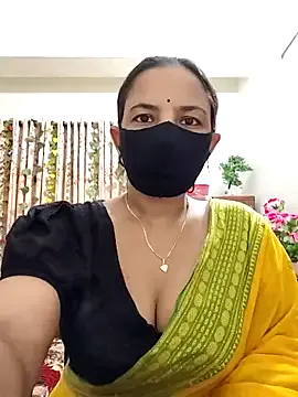 evelune – webcam model profile photo Image 9