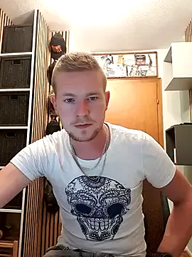 John_Packer – webcam model profile photo Image 6