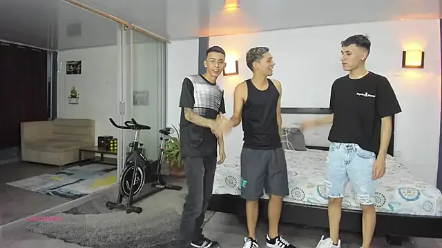 lipswithsmileonthem – webcam model profile photo Image 12