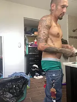 Earth_001 – webcam model profile photo Image 14