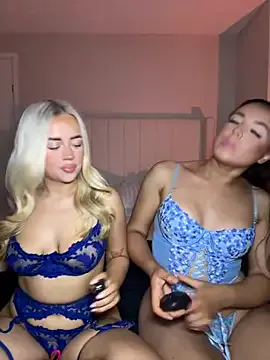 denlys – webcam model profile photo Image 19