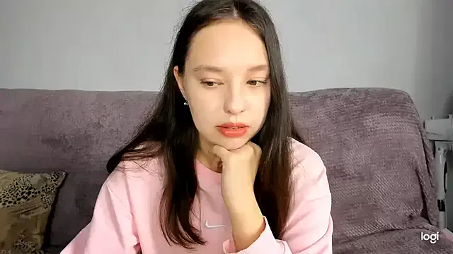 missmonaco – webcam model profile photo Image 4