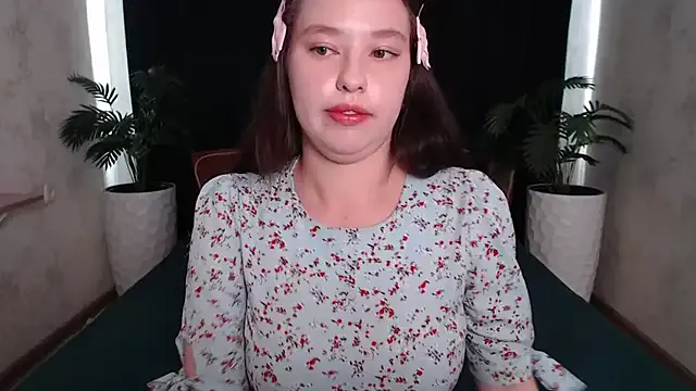 missmonaco – webcam model profile photo Image 8