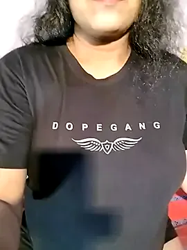 DavelSvetla – webcam model profile photo Image 2