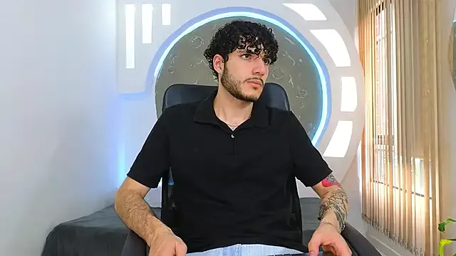 cuttie_ponyy – webcam model profile photo Image 16