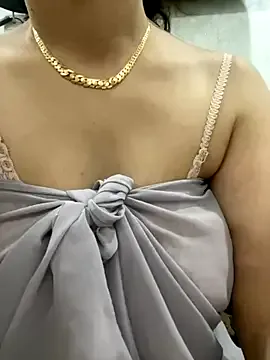 PabloArena – webcam model profile photo Image 10