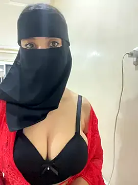 PabloArena – webcam model profile photo Image 16