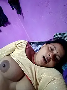 Rashmi_cut Image 2