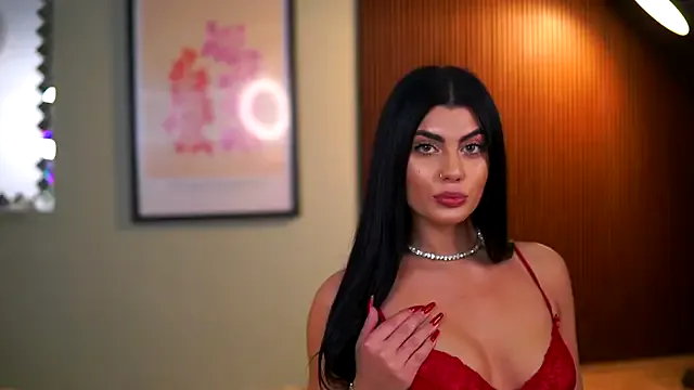 RavennaDArcy – webcam model profile photo