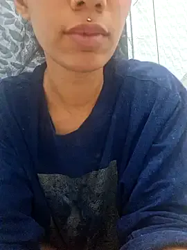 dears_pearlss – webcam model profile photo Image 8