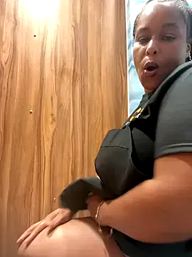 dears_pearlss – webcam model profile photo Image 4