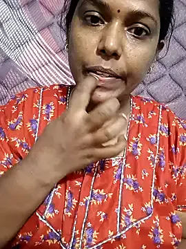 someone_sweet – webcam model profile photo Image 19