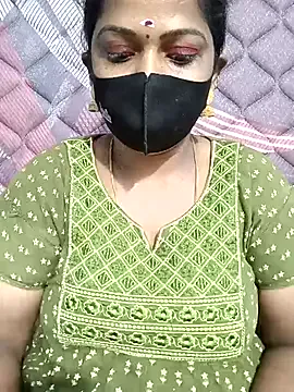 someone_sweet – webcam model profile photo Image 8