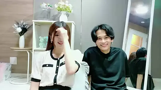 starvingo2002 – webcam model profile photo Image 14