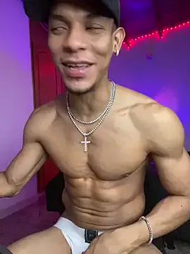 nagi_112 – webcam model profile photo Image 8