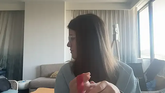 l1n4luv – webcam model profile photo Image 4