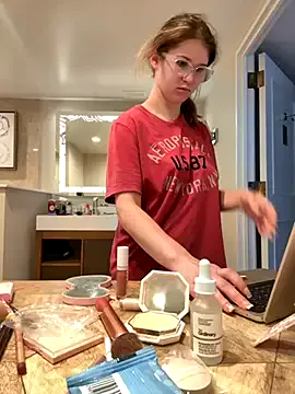 l1n4luv – webcam model profile photo Image 5