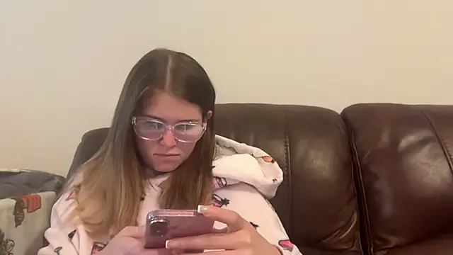 l1n4luv – webcam model profile photo Image 8