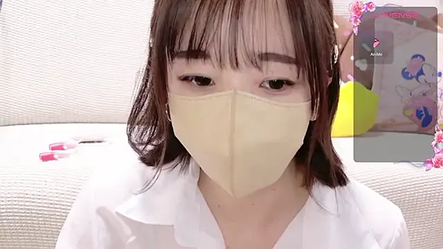 IsabelOrtega – webcam model profile photo Image 11