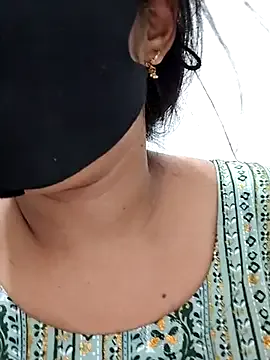 CharisseChappel – webcam model profile photo Image 7