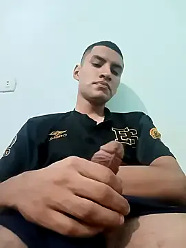 dominic_hanks – webcam model profile photo Image 14