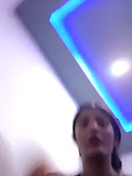 Amicisegreti – webcam model profile photo Image 2