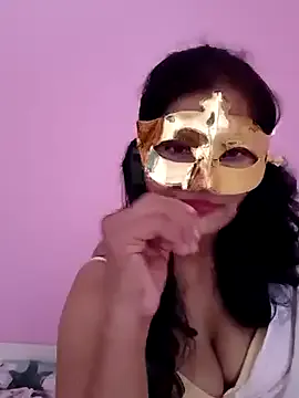 RubyCurlyX – webcam model profile photo Image 13