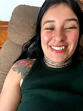 dears_pearlss – webcam model profile photo Image 3